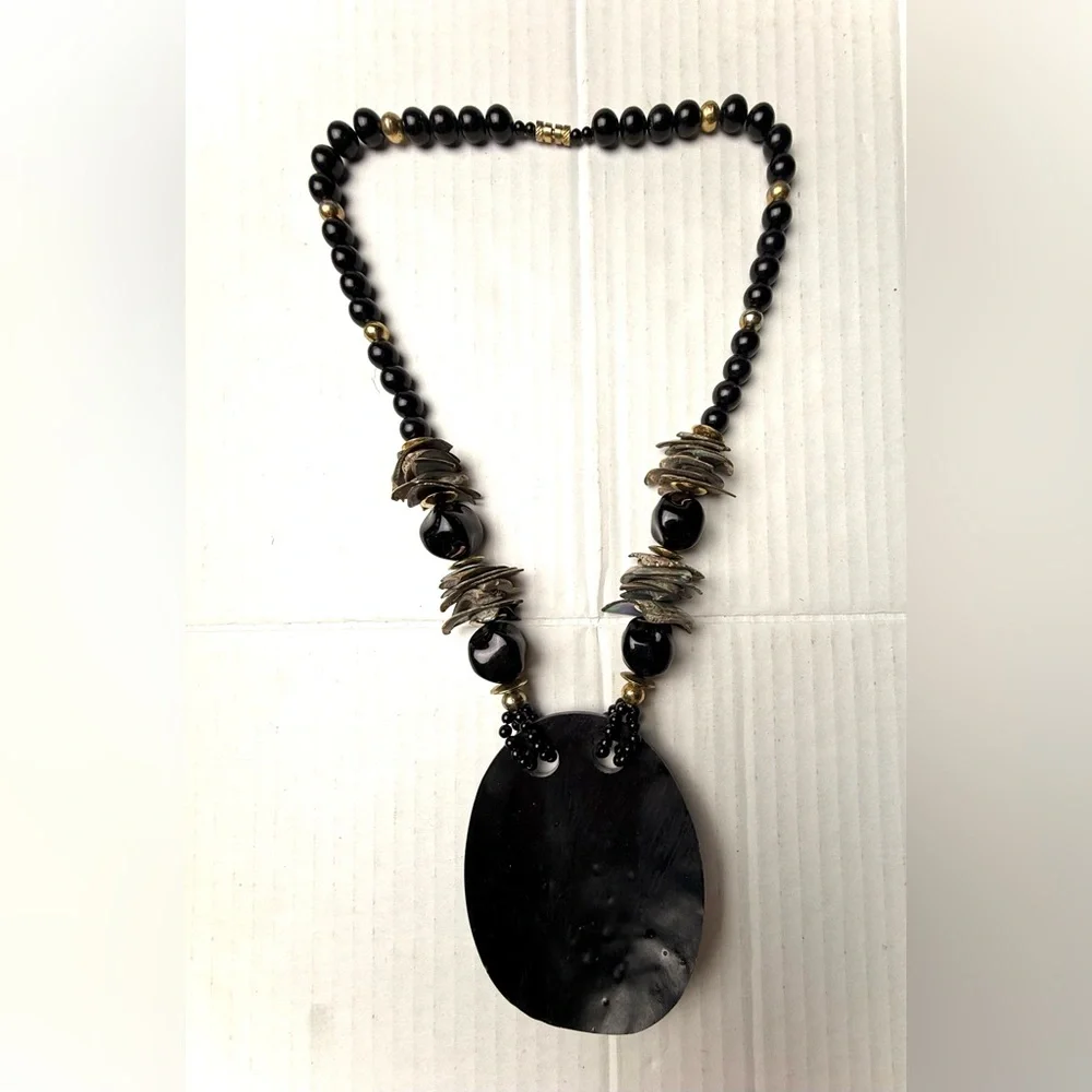 Handmade Abalone Shell Pendant‎ Necklace Black Beaded Beads 24” Beachy Boho